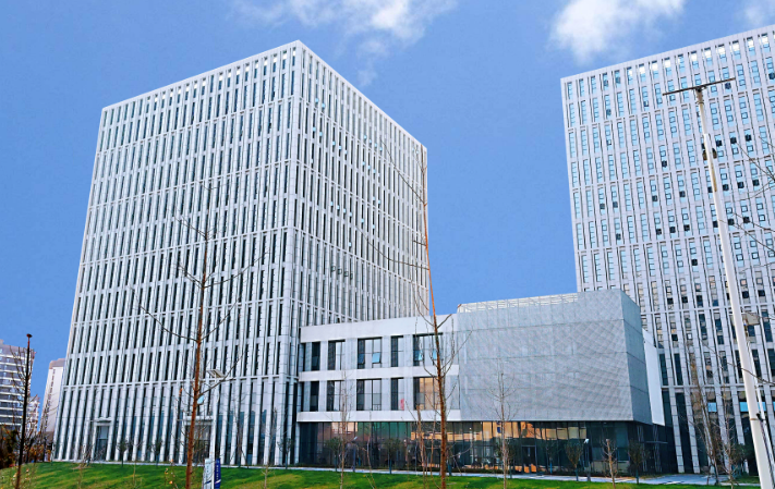 弹簧钢板常见失效形式解析与选材工艺优化建议